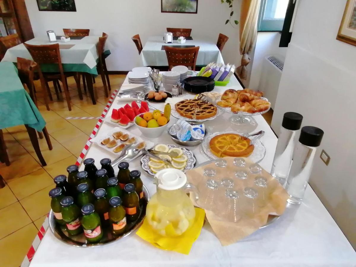 Hotel Posidonia Sapri Buitenkant foto
